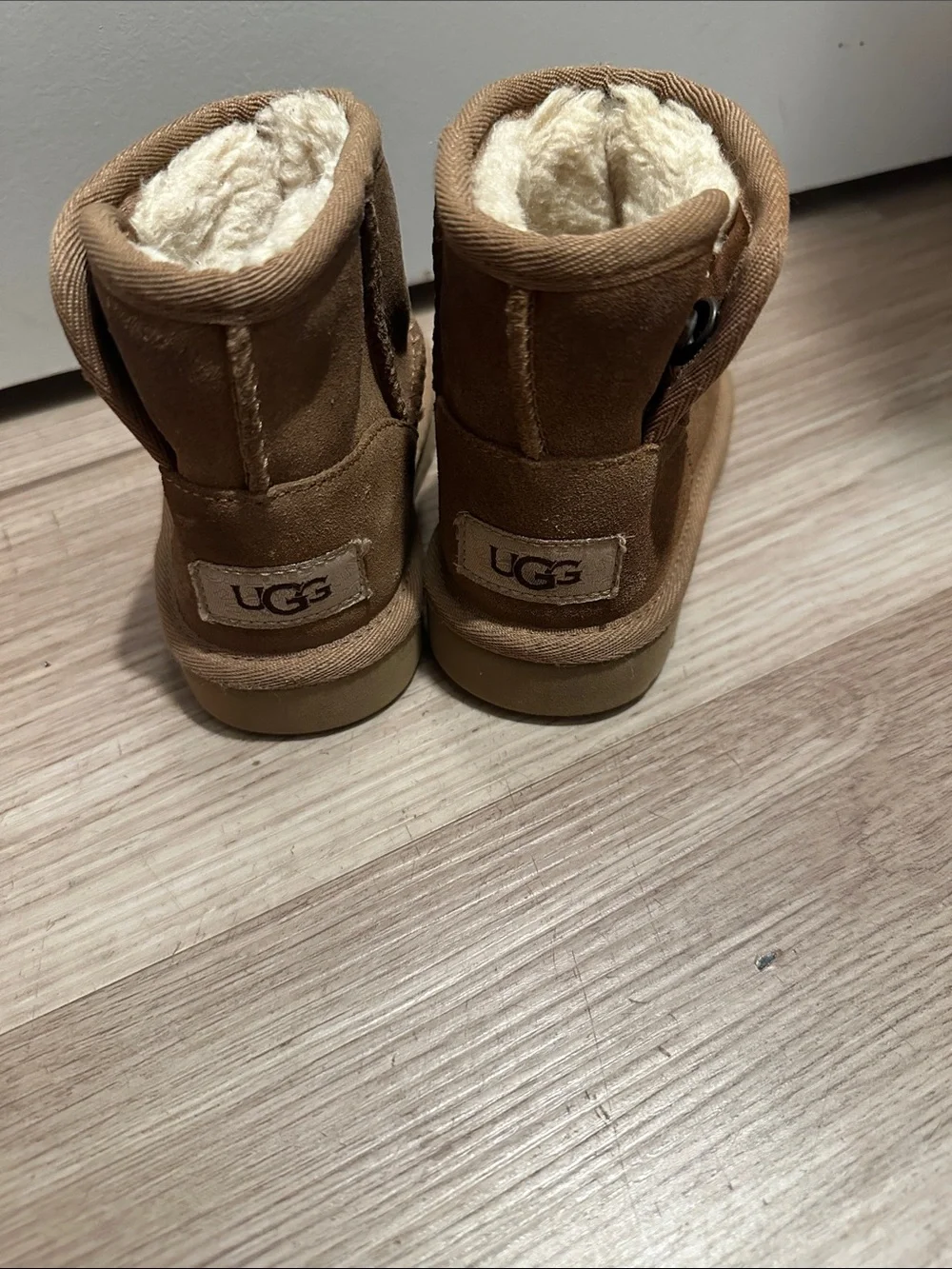 UGG Kids Chestnut Genuine Shearling-Lined Classic Boots